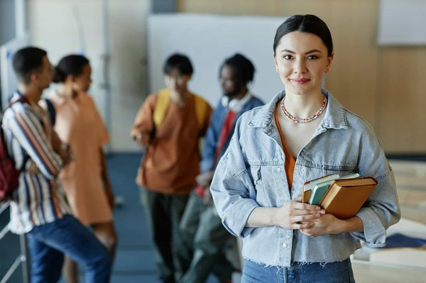 Ecole de management : Choisir une école combinant le modèle académique américain avec l'expérience professionnelle